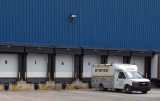 HOW TO SAFELY SERVICE LOADING DOCK LEVELERS