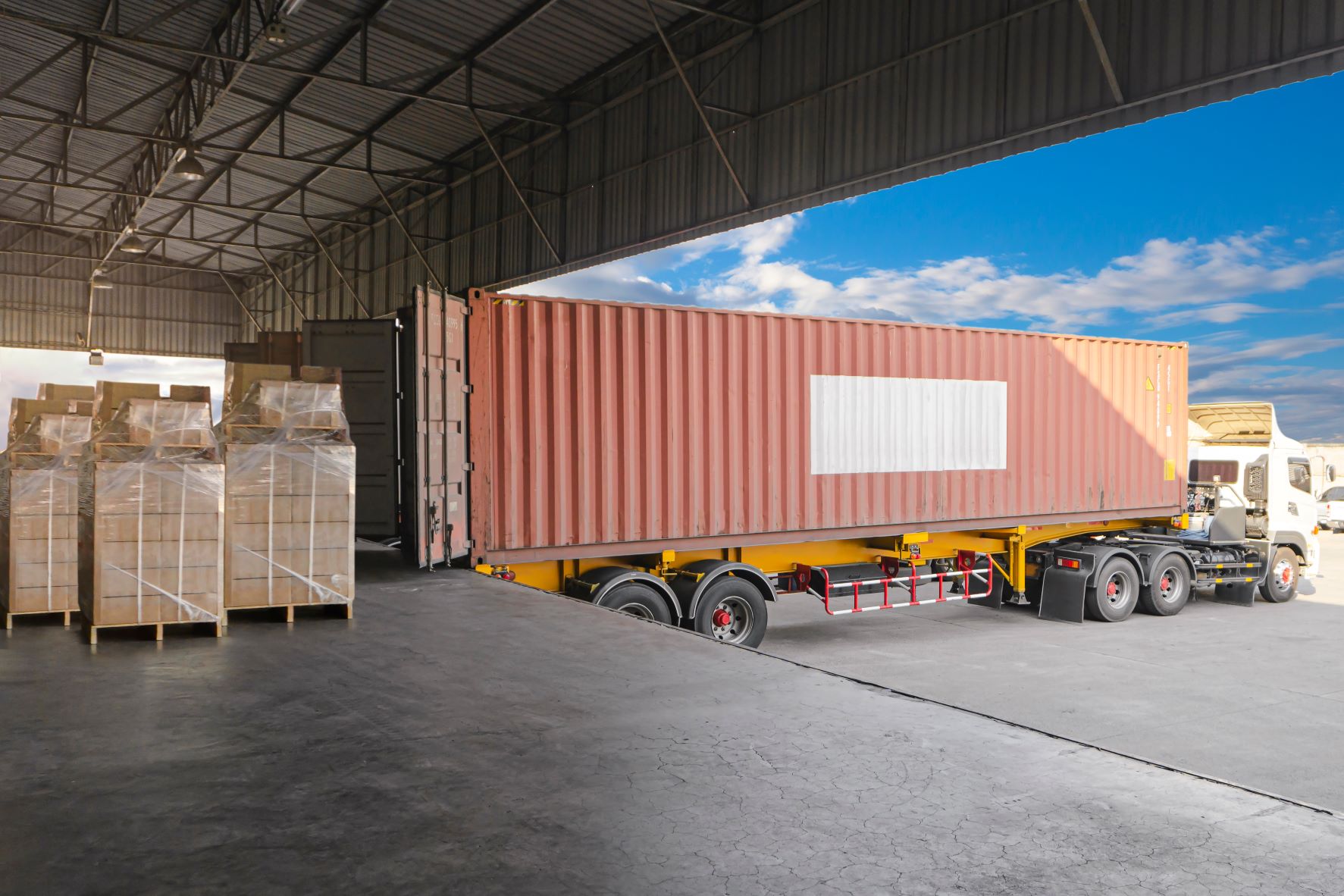 5 Reasons To Invest In Loading Dock Seals Before Seasonal Changes